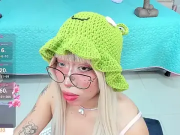 Stripchat Free Porn Cam of SafiroAgataaa