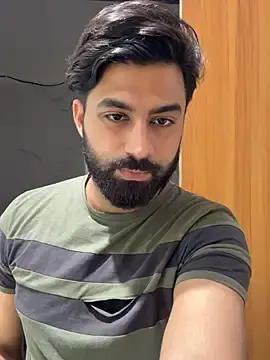 Stripchat Free Porn Cam of Royalboy_03
