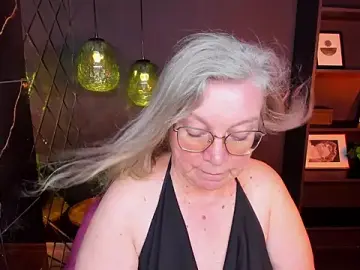 Stripchat Free Porn Cam of NataliMellow