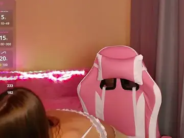 Stripchat Nude Webcam of Leiakiss