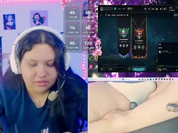 Stripchat Nude Webcam of crystal7u7