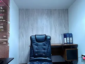 Stripchat Watch Live Sex Cams of AuroraBrow