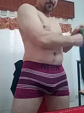 Stripchat Best live sex cam show of Bradd_32