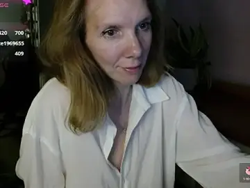 Stripchat Adult Webcam of Daisy_Lovely
