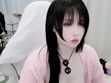 Stripchat Watch Live Sex Cams of Evangelin-e