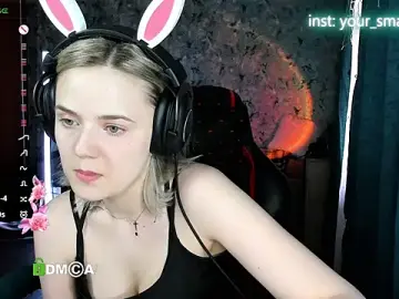 Stripchat Free Porn Cam of Your_small_bunny