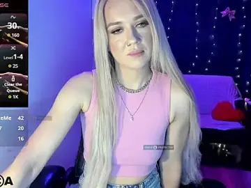 Stripchat Free Porn Cam of CrystalGirl99
