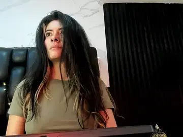 Stripchat Free Live Porn of AshleyyHall
