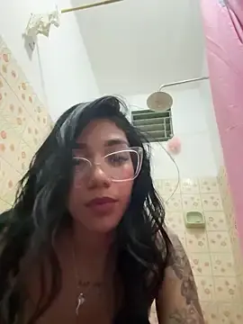 Stripchat Adult Video Chat of ElaRose_12