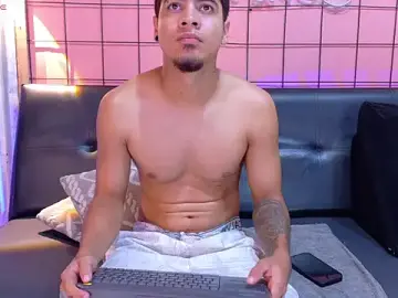 Stripchat Adult Webcam of criss_hardcock_