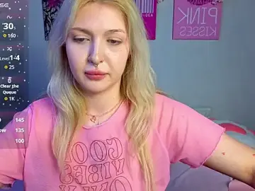 Stripchat Best Webcam of BlondieSummer