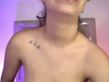 Stripchat Free Porn Cam of little-Emma