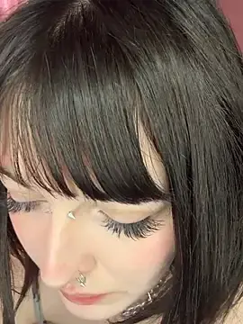 Stripchat Best Webcam of virusDoll