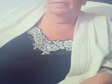 Stripchat Live Sex of Playful_MILF_Demi