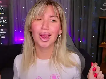 Stripchat Free Live Porn of MilaBott