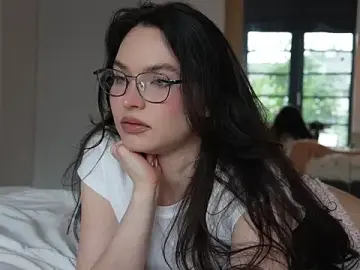 Stripchat Adult Webcam of ibiddi