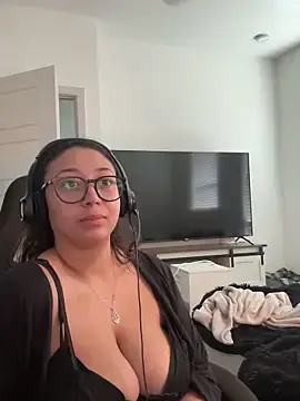 Stripchat Sex Cam of minhaaa_baby