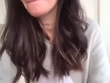 Stripchat Free Porn Cam of Paolaoliver