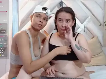 Stripchat Best live sex cam show of Natasha_and_zoe_