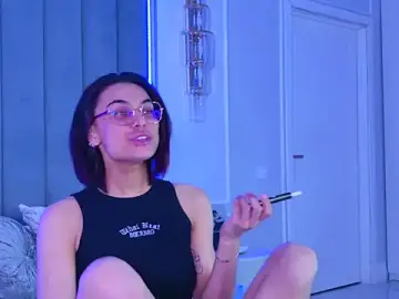 Stripchat Best live sex cam show of VioletAsh