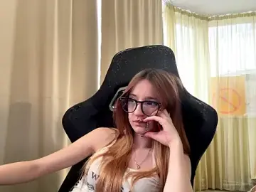 Stripchat Live Sex Cam of Sunshine_Kira