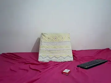 Stripchat Best live sex cam show of Scarlett_Cherry_