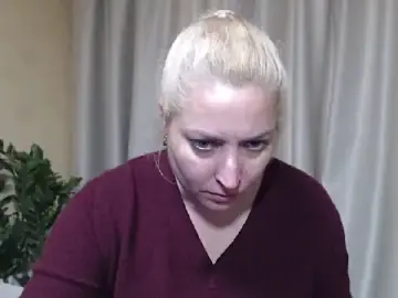 Stripchat Free Live Porn of sweetpussy13