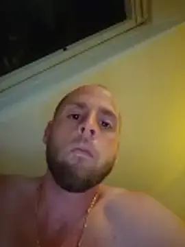 Stripchat Free Porn Cam of DearRusting