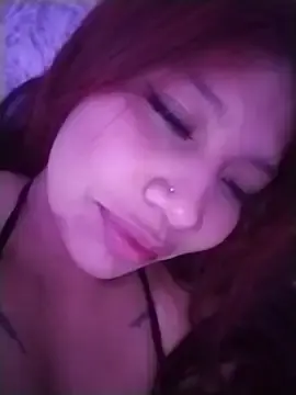 Stripchat Best live sex cam show of Cherry_Charlottee