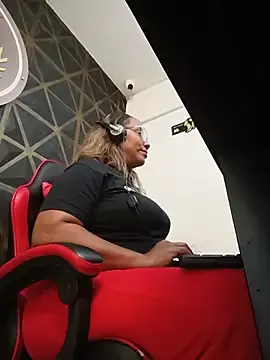 Stripchat Best Webcam of AmbarthSmiith2