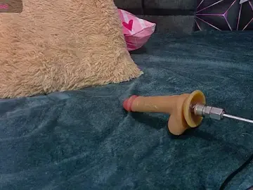 Stripchat Adult Webcam of AryahMoonn