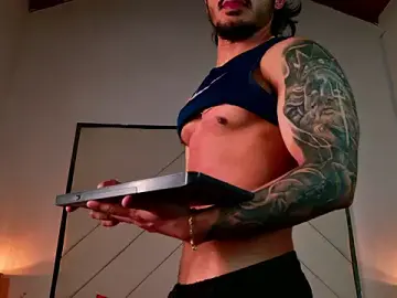 Stripchat Watch Live Sex Cams of Justin_WhiteJS