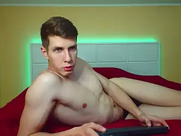 Stripchat Sex Cam of Chris_Brien