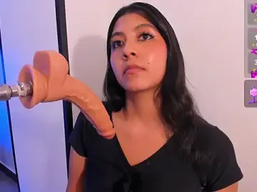 Stripchat Free Porn Cam of lanna_doll_