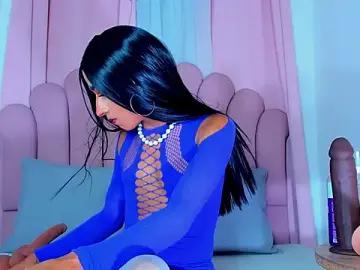 Stripchat Live Porn of NicoleMadrird