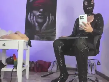 Stripchat Private Sex Chat of Sarah_Mistress_