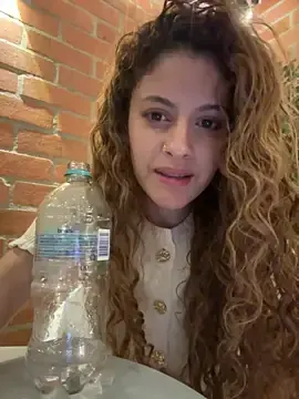 Stripchat Live Sex Cam of alana15