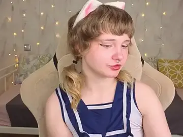 Stripchat Live Sex Cam of Tori_Cutie