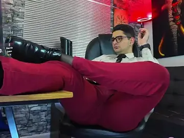 Stripchat Sex Cam of Nicolas_Fellener