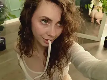 Stripchat Nude Webcam of Scarlet_Muse_