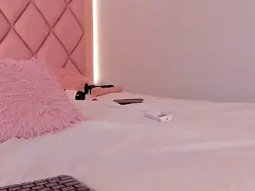 Stripchat Live Sex Cam of megan_100