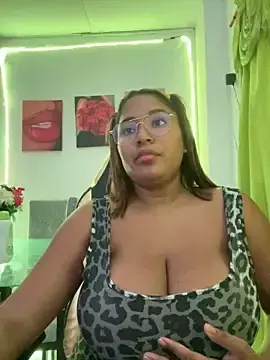 Stripchat Adult Webcam of morena-2025