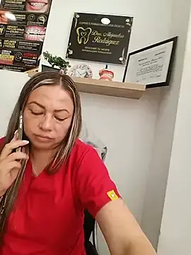 Stripchat Adult Webcams of _Dentist-Madisson_04