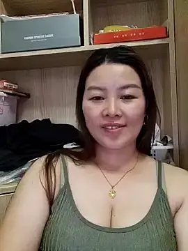 Stripchat Free Live Porn of Jennie_dogy