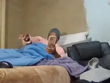 Stripchat Free Porn Cam of Nicky52
