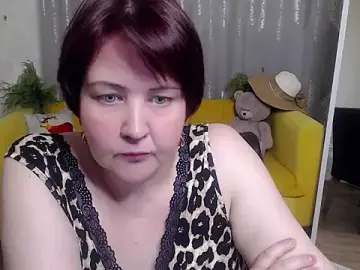 Stripchat Free Live Porn of QUEEN02030