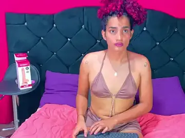 Stripchat Live Sex of aura_sterling