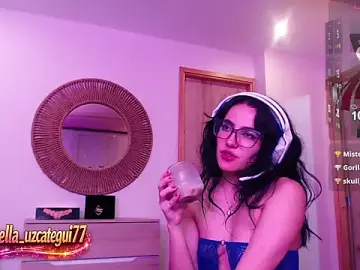 Stripchat Free Porn Cam of khloe_srr