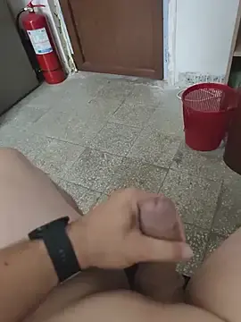 Stripchat Live Sex Cam of yurasec