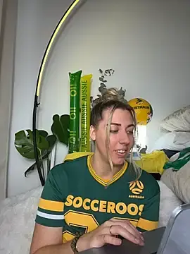 Stripchat Live Sex Cam of Aussielulu